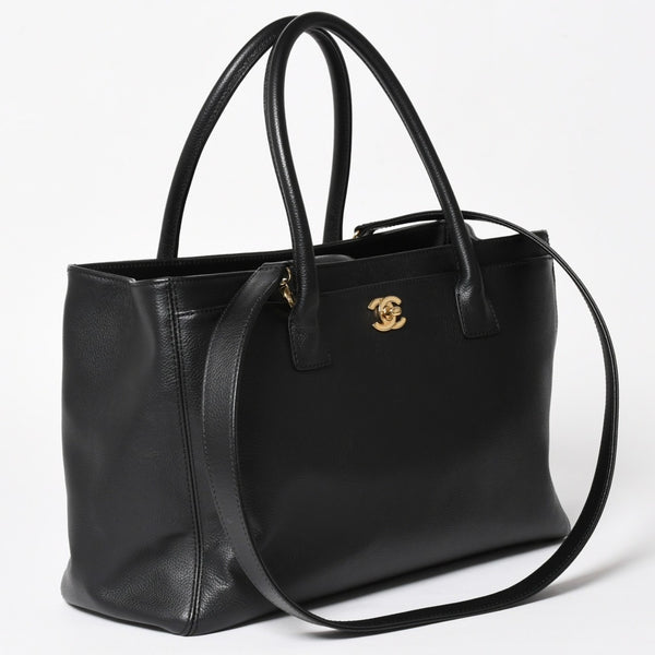 Very Good Condition CHANEL Executive Tote Bag 2WAY Bag A15206 18th Series Coco Mark Caviar Skin Used 4a005119