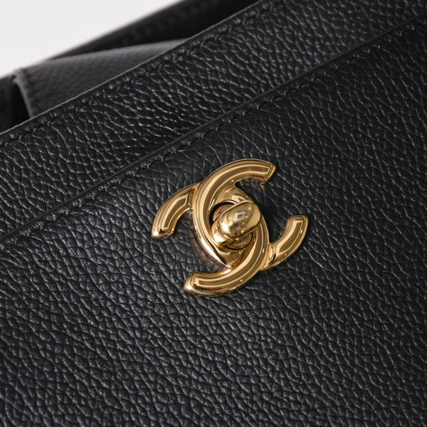 Very Good Condition CHANEL Executive Tote Bag 2WAY Bag A15206 18th Series Coco Mark Caviar Skin Used 4a005119