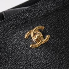 画像をギャラリービューアに読み込む, 極美品 CHANEL シャネル Executive Tote Bag エグゼクティブ トート 2WAYバッグ A15206 18番台 ココマーク キャビアスキン 中古 4a005119