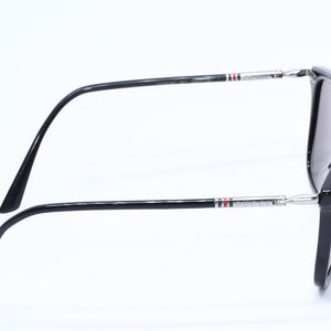 極美品 GUCCI グッチ Sunglasses サングラス アイウェア GG0158S サイズ54◻︎17 145 ブラック レッド グリーン シルバー金具 中古 4a004918