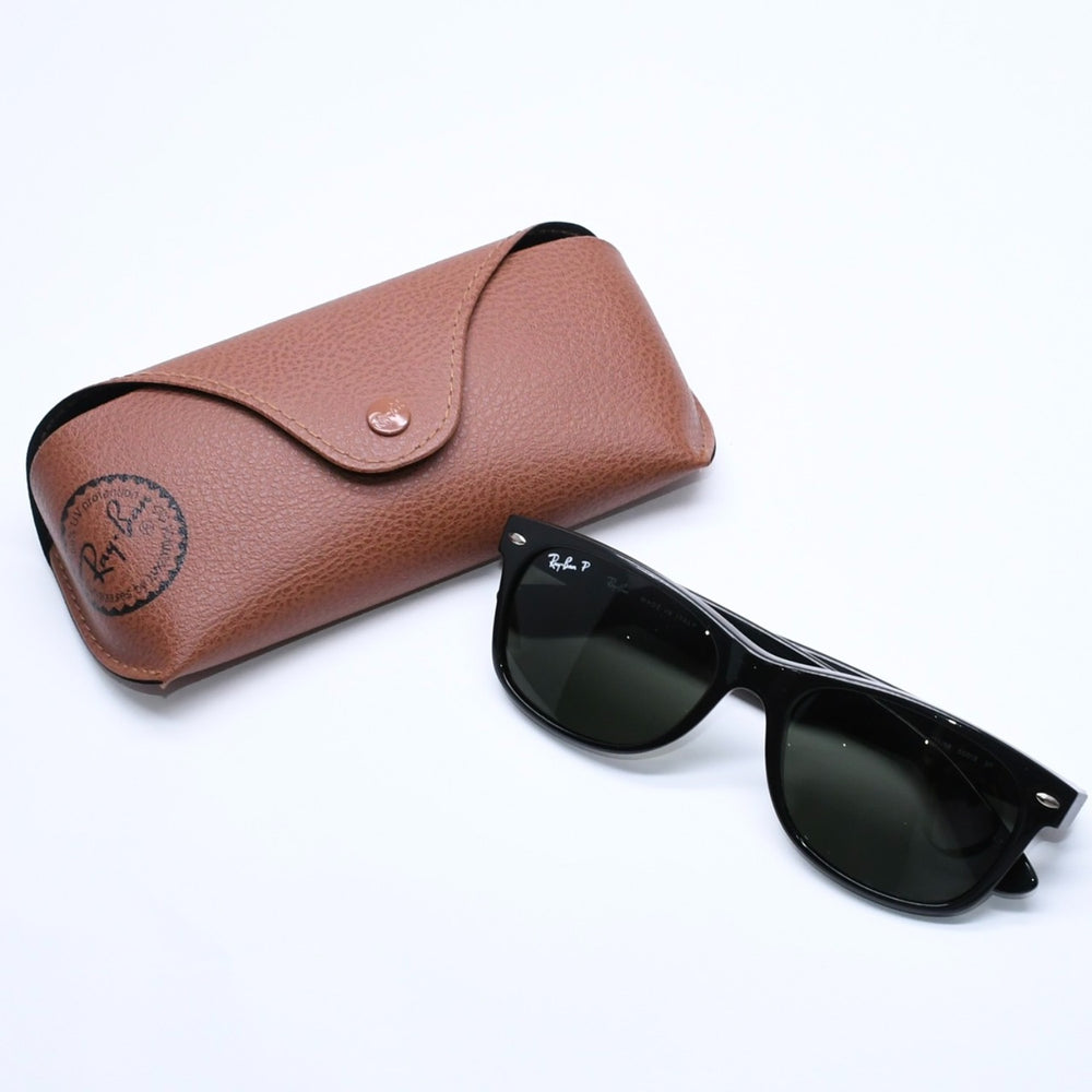 極美品 Ray-Ban レイバン サングラス アイウェア RB2132 901/58 サイズ55◻︎18 ブラック 中古 4a005068