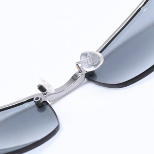 GUCCI sunglasses, eyewear, khaki lenses, khaki temples, silver hardware, GG1799/S 60◻15 125 Excellent condition Used 4a004926