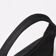 Load image into Gallery viewer, PRADA プラダ ポーチ ハンドバッグ MV515 ホーボー ミニバッグ 三角ロゴ ブラック シルバー金具 美品 中古 4a004675