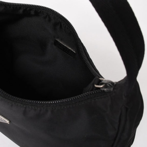 PRADA プラダ ポーチ ハンドバッグ MV515 ホーボー ミニバッグ 三角ロゴ ブラック シルバー金具 美品 中古 4a004675