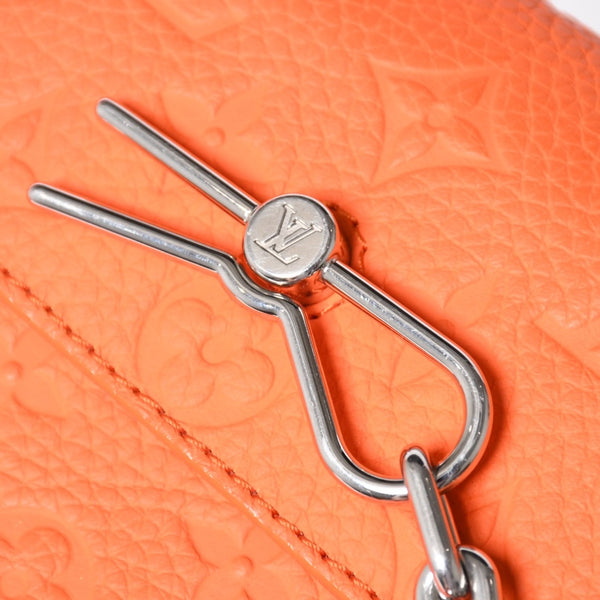LOUIS VUITTON ルイヴィトン トリヨンモノグラム スティーマー ウエアラブルウォレット ショルダーバッグ M82916 オレンジ シルバー金具 美品 中古 4a004961