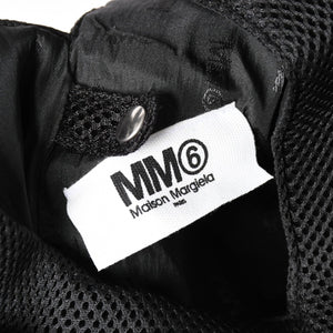 極美品 Maison Margiela メソンマルジェラ MM6 ジャパニーズバッグ メッシュ スモール ハンドバッグ ブラック 中古 4a004954