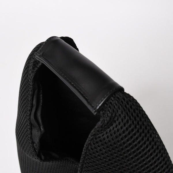 極美品 Maison Margiela メソンマルジェラ MM6 ジャパニーズバッグ メッシュ スモール ハンドバッグ ブラック 中古 4a004954