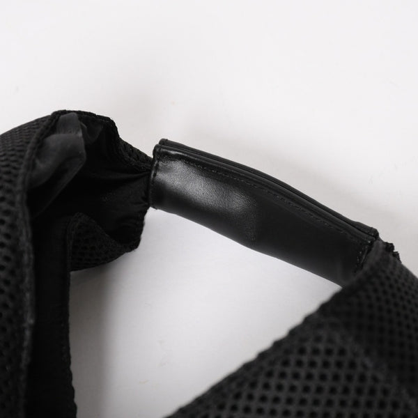 極美品 Maison Margiela メソンマルジェラ MM6 ジャパニーズバッグ メッシュ スモール ハンドバッグ ブラック 中古 4a004954
