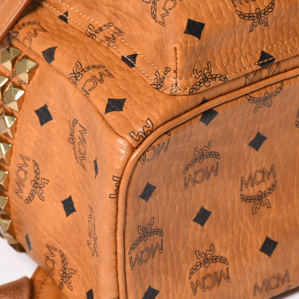 極美品 MCM エムシーエム ヴェセトス リュック デイパック バックパック スタッズ レザー ブラウン ゴールド金具 中古 4a004966