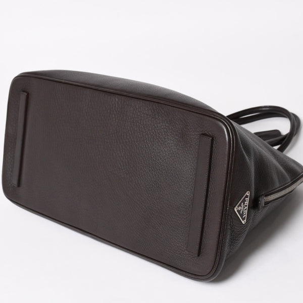 PRADA プラダ トートバッグ ハンドバッグ ダークブラウン ブラウン 三角ロゴプレート シルバー金具 美品 中古 4a004982