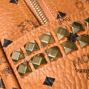 極美品 MCM エムシーエム ヴェセトス リュック デイパック バックパック スタッズ レザー ブラウン ゴールド金具 中古 4a004966