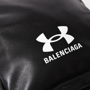 極美品 BALENCIAGA バレンシアガ UNDER ARMOUR アンダーアーマー コラボ 811907 ショルダーバッグ ポーチ ブラック ホワイト 中古 4a004973