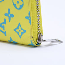 画像をギャラリービューアに読み込む, LOUIS VUITTON ルイヴィトン モノグラムプレイグランド ジッピーウォレット ヴェルティカル M82005 イエロー ブルー 美品 中古 4a004799