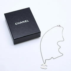 極美品 CHANEL シャネル ココマークロゴ シルバーチェーンネックレス 04P刻印 重量5.75g ホワイト メタル シルバー金具 中古 4b008836