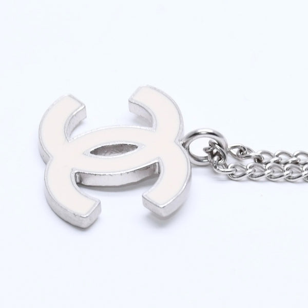 極美品 CHANEL シャネル ココマークロゴ シルバーチェーンネックレス 04P刻印 重量5.75g ホワイト メタル シルバー金具 中古 4b008836