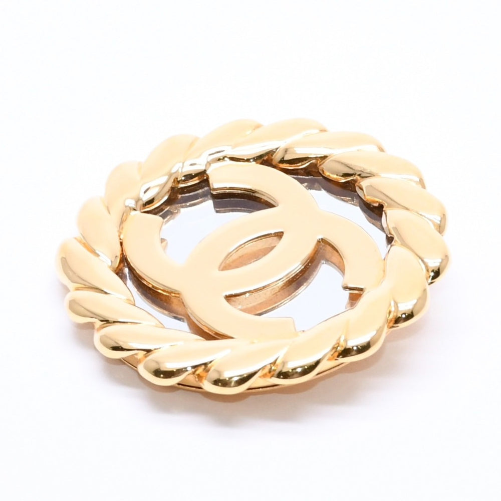 CHANEL Coco Mark Vintage Rope Edge Brooch "2 5" Engraved Gold Rope Gold Plated Weight 52.73g Made in France Good Condition Used 4c069691