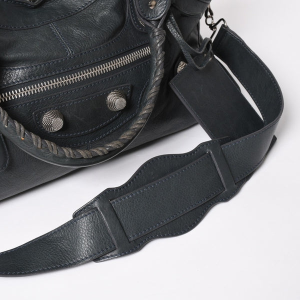 極美品 BALENCIAGA バレンシアガ ザジャイアントパートタイム エディターズバック 2WAYバッグ 173082 グリーン シルバー金具 中古 4a004979