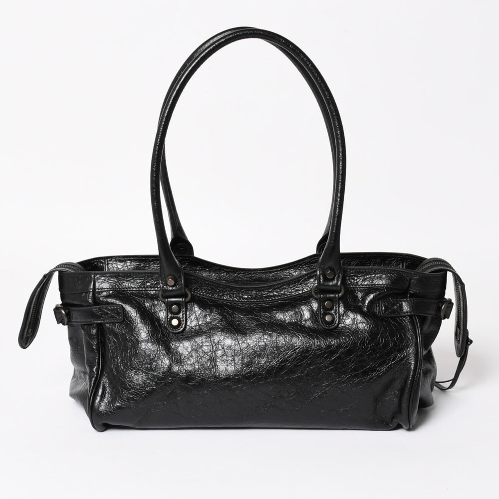 新品同様品 BALENCIAGA バレンシアガ Le Cityn East-West アリーナ ラムスキン ブラスハードウェア 8457042 ブラック シルバー金具 中古 4a004985