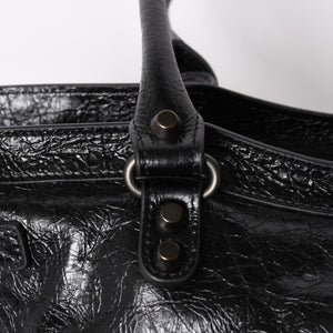 新品同様品 BALENCIAGA バレンシアガ Le Cityn East-West アリーナ ラムスキン ブラスハードウェア 8457042 ブラック シルバー金具 中古 4a004985