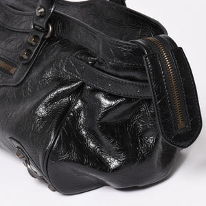 新品同様品 BALENCIAGA バレンシアガ Le Cityn East-West アリーナ ラムスキン ブラスハードウェア 8457042 ブラック シルバー金具 中古 4a004985