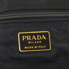 画像をギャラリービューアに読み込む, PRADA プラダ ワンショルダーバッグ トートバッグ トライアングルロゴ ナイロン ブラック ゴールド金具 美品 中古 4a004980