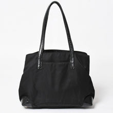 Load image into Gallery viewer, PRADA プラダ トートバッグ ハンドバッグ クロコ型押し イタリア製 ナイロン レザー ブラック シルバー金具 美品 中古 4a004981