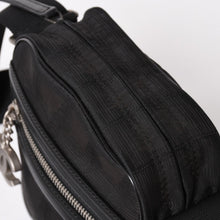 画像をギャラリービューアに読み込む, 極美品 CHANEL シャネル ニュートラベルライン ショルダーバッグ A30913 10番台 ココマーク ブラック ナイロンキャンバス 中古 4a004964