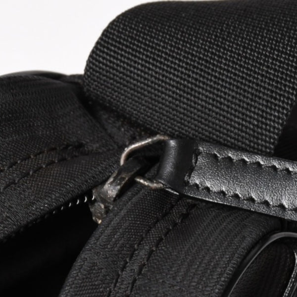 極美品 CHANEL シャネル ニュートラベルライン ショルダーバッグ A30913 10番台 ココマーク ブラック ナイロンキャンバス 中古 4a004964