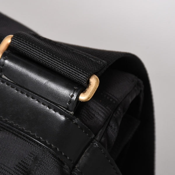 極美品 CHANEL シャネル ニュートラベルライン メッセンジャーバッグ 11番台 ナイロンジャガード レザー ゴールド金具 中古 4a004968