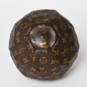 Very Good LOUIS VUITTON Monogram Soccer Ball M99054 1998 France World Cup Commemorative Limited Edition 3000 pieces Used 4a004801