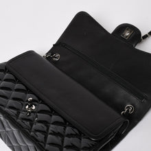 画像をギャラリービューアに読み込む, 極美品 CHANEL シャネル デカマトラッセ30 Wフラップ Wチェーンショルダーバッグ 15番台 ココマーク パテントレザー SV金具 中古 4a004962