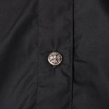画像をギャラリービューアに読み込む, 新品未使用 CHROME HEARTS クロムハーツ 長袖シャツ サイズS クロスボールボタン ブラック シルバー925 CHロゴ刺繍 中古 4a004936
