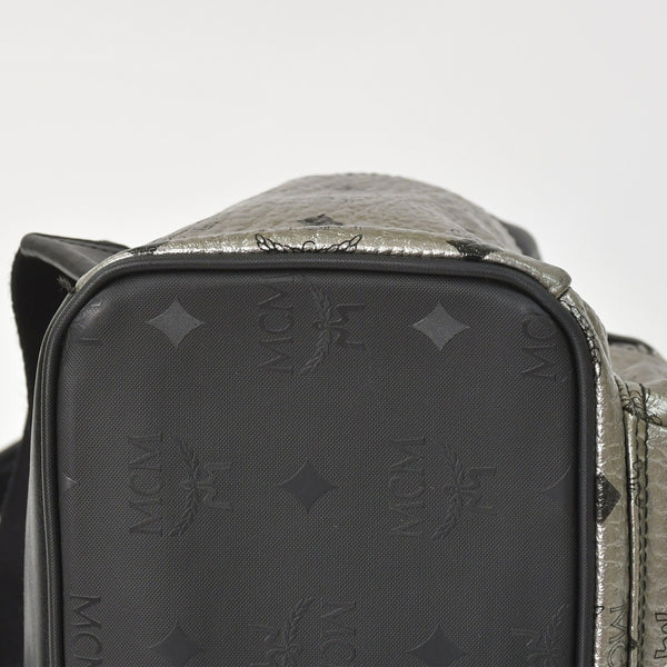 MCM エムシーエム リュックサック バックパック シルバー スタッズ メタリックシルバー ブラック 美品 中古 4a005036