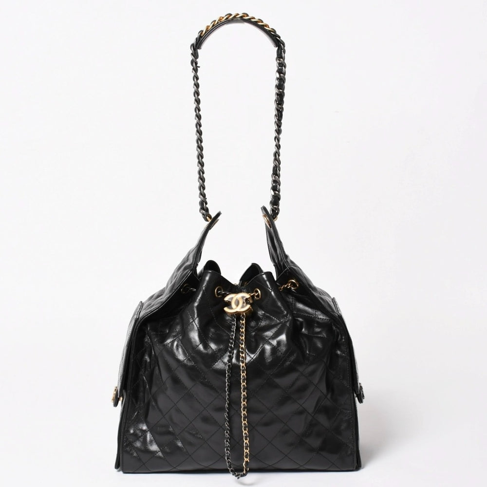 新品未使用 CHANEL シャネル CHANEL 25 ラージ ハンドバッグ AS5553 ランダム番台 グレインド カーフスキン ココマーク ブラック 中古 4a005049