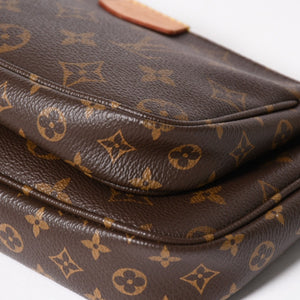 Very Good Condition LOUIS VUITTON Multi Pochette Accessoire M44840 Monogram Canvas Brown Pink SD0021 Used 4a004911