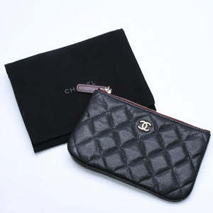 New and unused CHANEL Classic Mini Pouch A82365 Random number here mark caviar skin used 4a005014