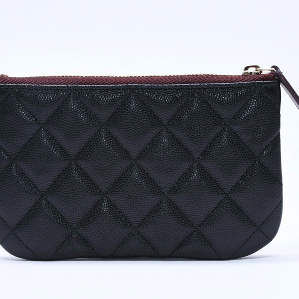 New and unused CHANEL Classic Mini Pouch A82365 Random number here mark caviar skin used 4a005014