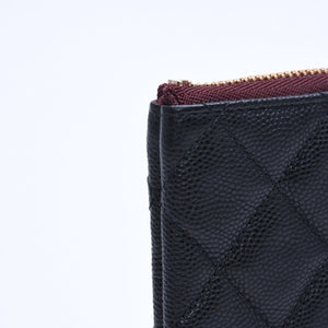 New and unused CHANEL Classic Mini Pouch A82365 Random number here mark caviar skin used 4a005014
