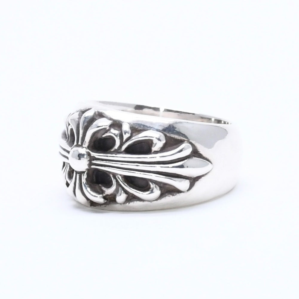 Very good condition CHROME HEARTS FLORAL CROSS Ring Weight approx. 17.18g Size 19 Sterling Silver Used 4a005206