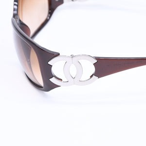 Mint condition CHANEL sunglasses eyewear Coco Mark 6014 c.538/13 Size 64◻16 120 Silver hardware Used 4a005074