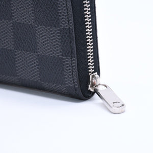極美品 LOUIS VUITTON ルイヴィトン ジッピー コインパース ダミエグラフィット N63076 コインケース ミニウォレット ブラック シルバー金具 中古 4a005103