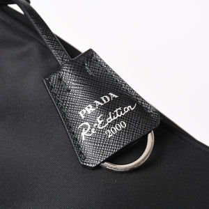 極美品 PRADA プラダ ホーボー ワンショルダーバッグ MV515 トライアングルロゴプレート ナイロン ブラック 中古 4a005010