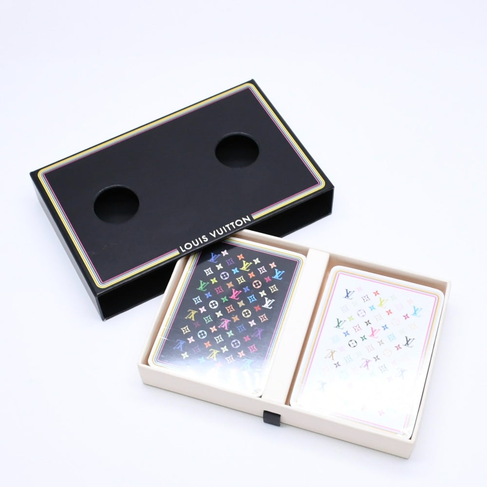 New and unused item LOUIS VUITTON Trump Monogram Pattern Limited Novelty Black White Multicolor Used 4a005456