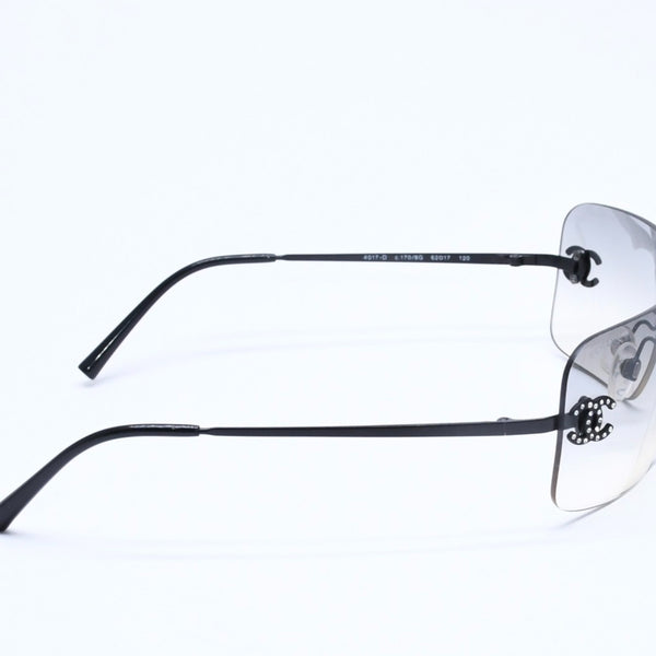 CHANEL Rimless Sunglasses 4017-D c.170/8G Size 62□17 120 Coco Mark Rhinestone Black Good Condition Used 4a005001