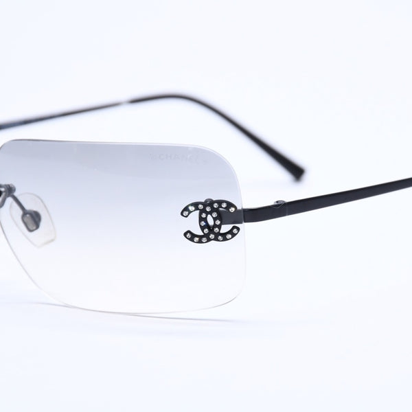 CHANEL Rimless Sunglasses 4017-D c.170/8G Size 62□17 120 Coco Mark Rhinestone Black Good Condition Used 4a005001