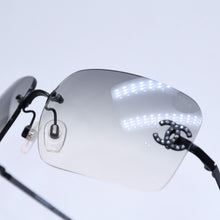 画像をギャラリービューアに読み込む, CHANEL シャネル リムレス サングラス 4017-D c.170/8G サイズ62□17 120 ココマーク ラインストーン ブラック 美品 中古 4a005001