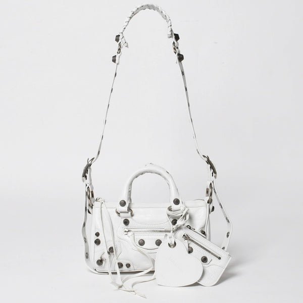 極美品 BALENCIAGA バレンシアガ Le Cagole ル カゴール ミニ ダッフルバッグ 2WAY ハンドバッグ ショルダーバッグ 743356 ホワイト アリーナ ラムスキン 中古 4a005041