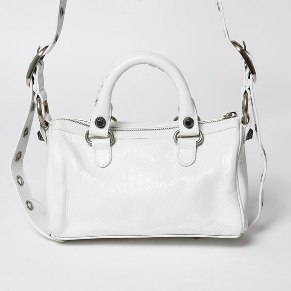 極美品 BALENCIAGA バレンシアガ Le Cagole ル カゴール ミニ ダッフルバッグ 2WAY ハンドバッグ ショルダーバッグ 743356 ホワイト アリーナ ラムスキン 中古 4a005041