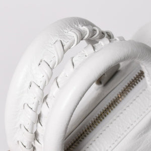 極美品 BALENCIAGA バレンシアガ Le Cagole ル カゴール ミニ ダッフルバッグ 2WAY ハンドバッグ ショルダーバッグ 743356 ホワイト アリーナ ラムスキン 中古 4a005041