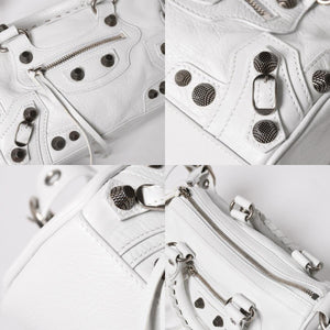 極美品 BALENCIAGA バレンシアガ Le Cagole ル カゴール ミニ ダッフルバッグ 2WAY ハンドバッグ ショルダーバッグ 743356 ホワイト アリーナ ラムスキン 中古 4a005041